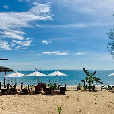 Naroth Beach Bungalow Prek Svay Village Exterior foto