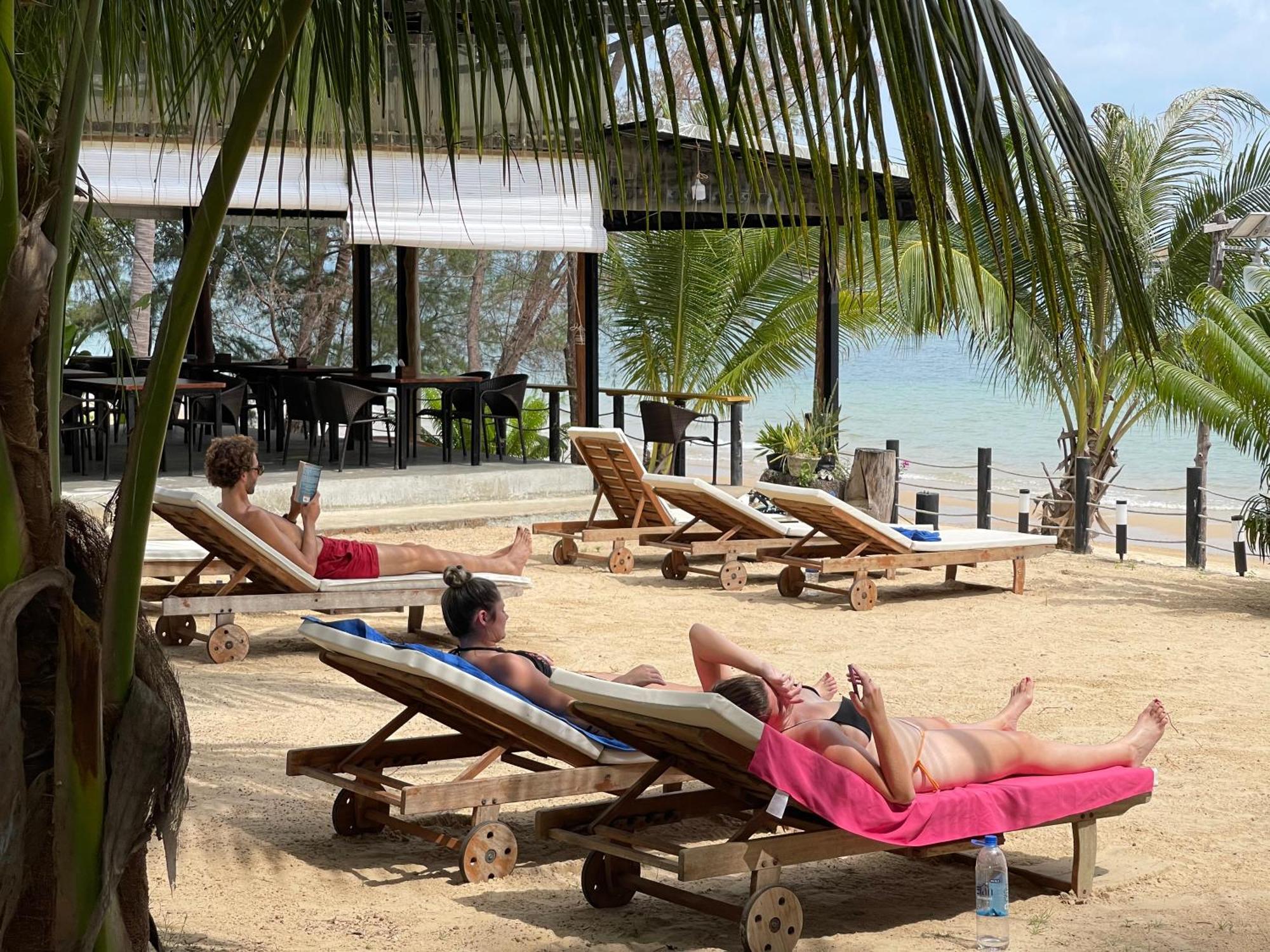 Naroth Beach Bungalow Prek Svay Village Exterior foto